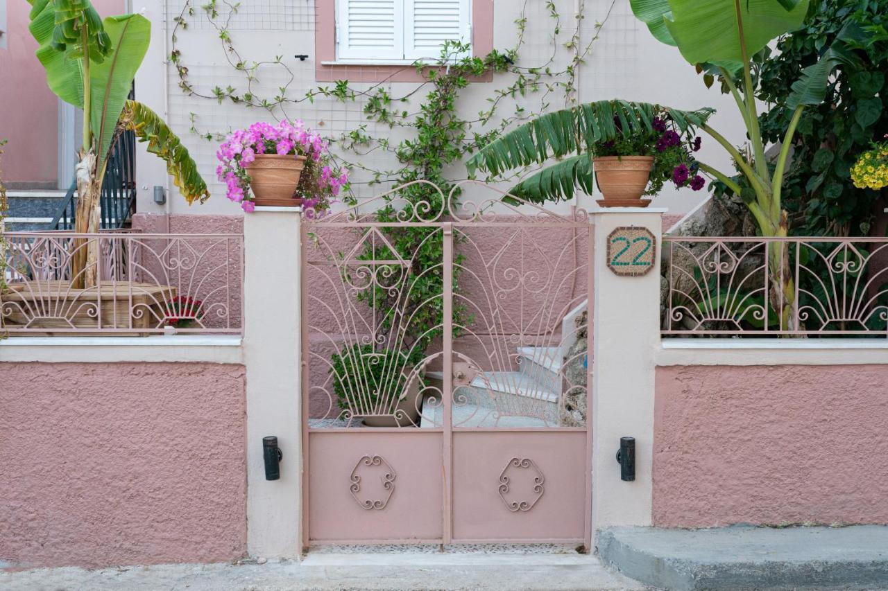 Flowers In The City - Elegant Home In Argostoli Exterior foto