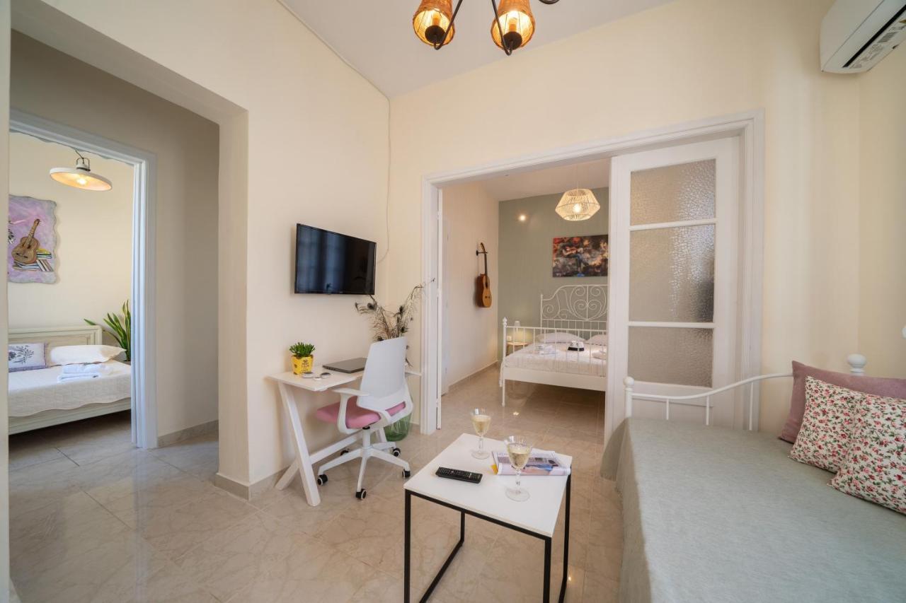 Flowers In The City - Elegant Home In Argostoli Exterior foto